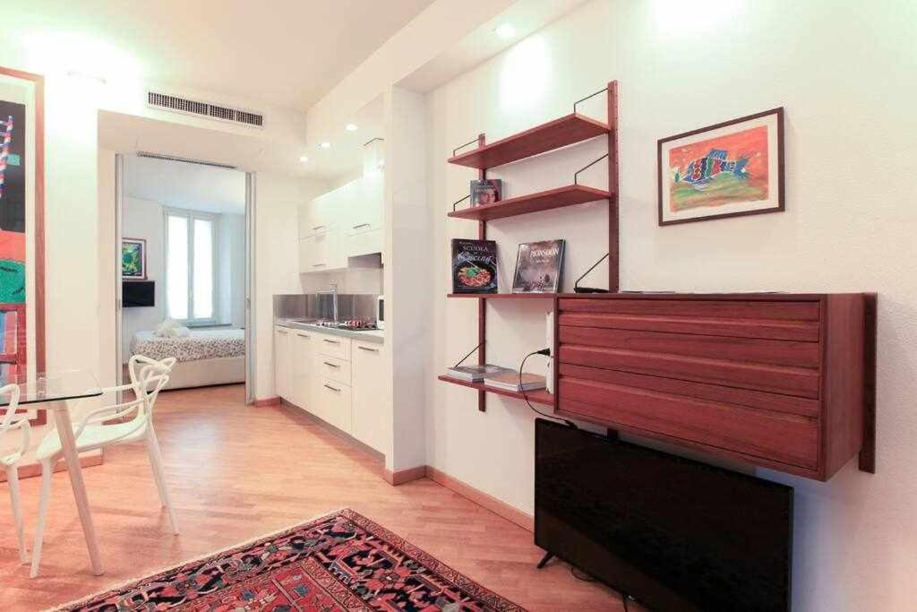 Brera Area Lovely Apt Close To Piazza Duomo Milan Exterior photo