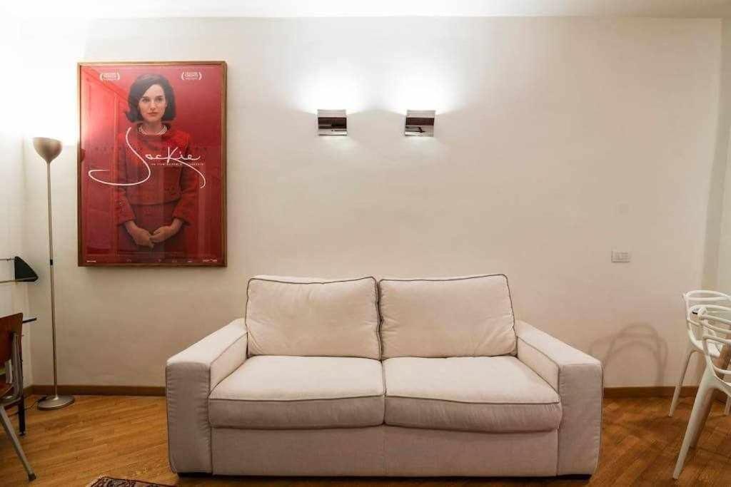 Brera Area Lovely Apt Close To Piazza Duomo Milan Exterior photo